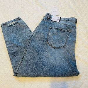 KanCan Relaxed Fit Jeans